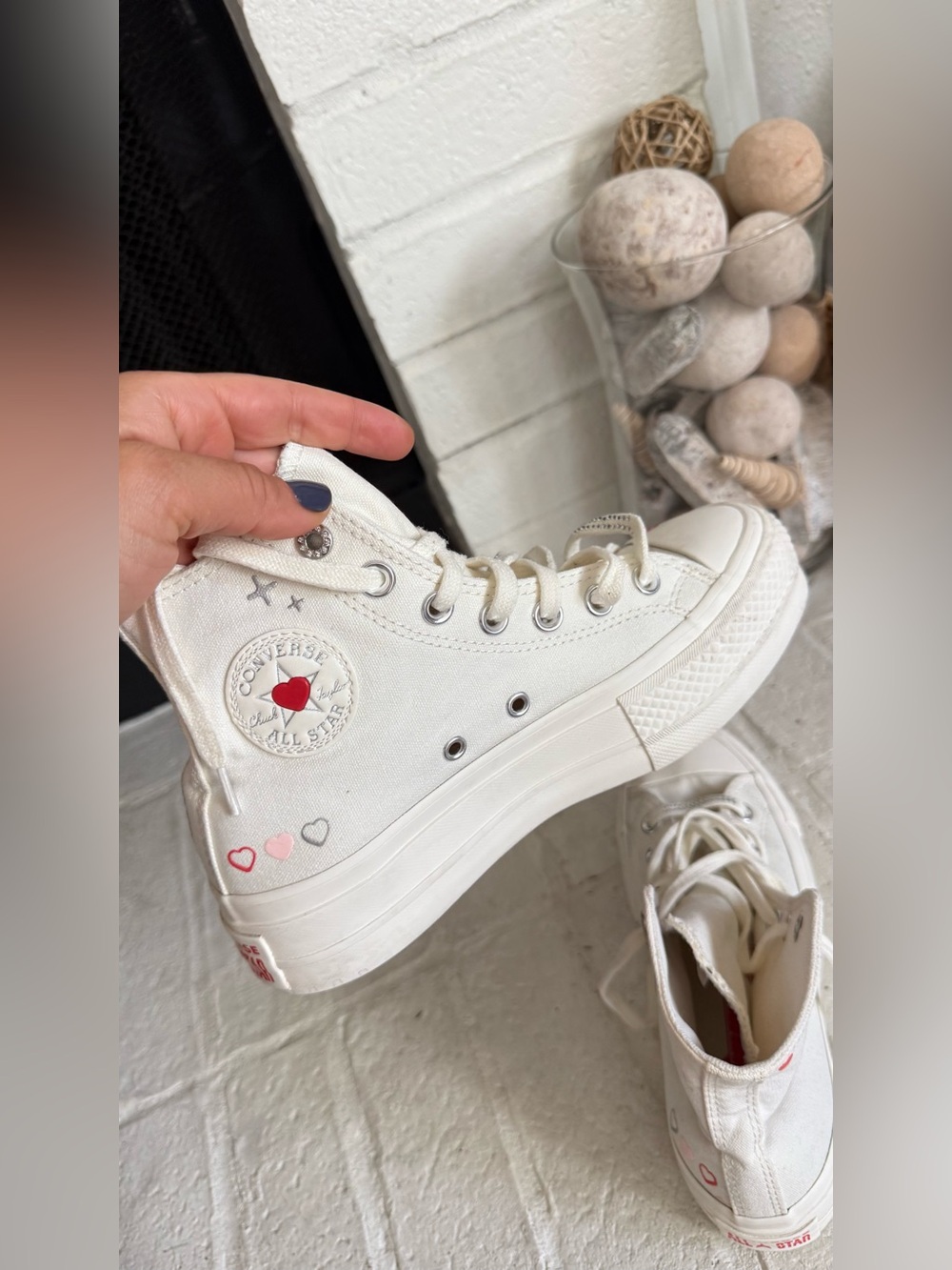 Converse Chuck Taylor All Star Lift Y2K Heart Platform High Top A09114C W 5.5 - Picture 6 of 10